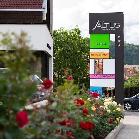 Altus Hotel & Spa Praid Exteriör bild